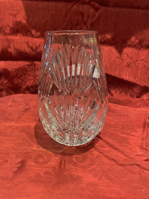 Jarrón de cristal tallado